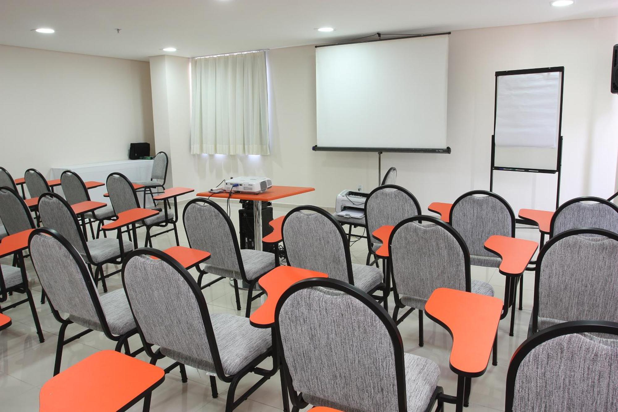Stop Way Hotel Sao Luis Bagian luar foto