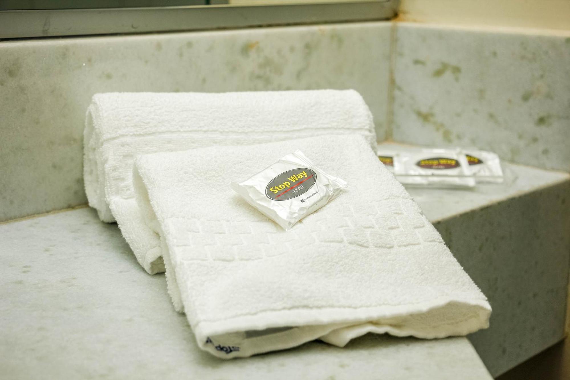 Stop Way Hotel Sao Luis Bagian luar foto