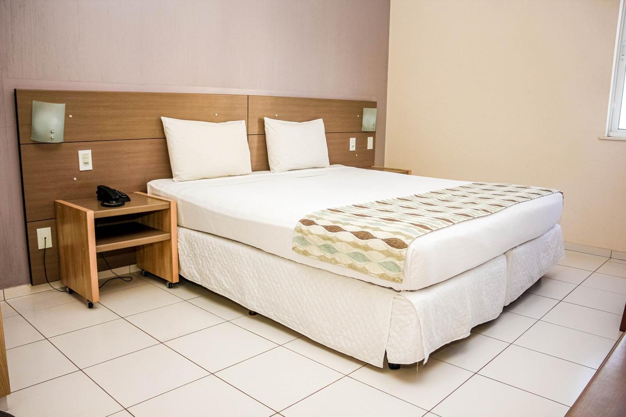Stop Way Hotel Sao Luis Bagian luar foto