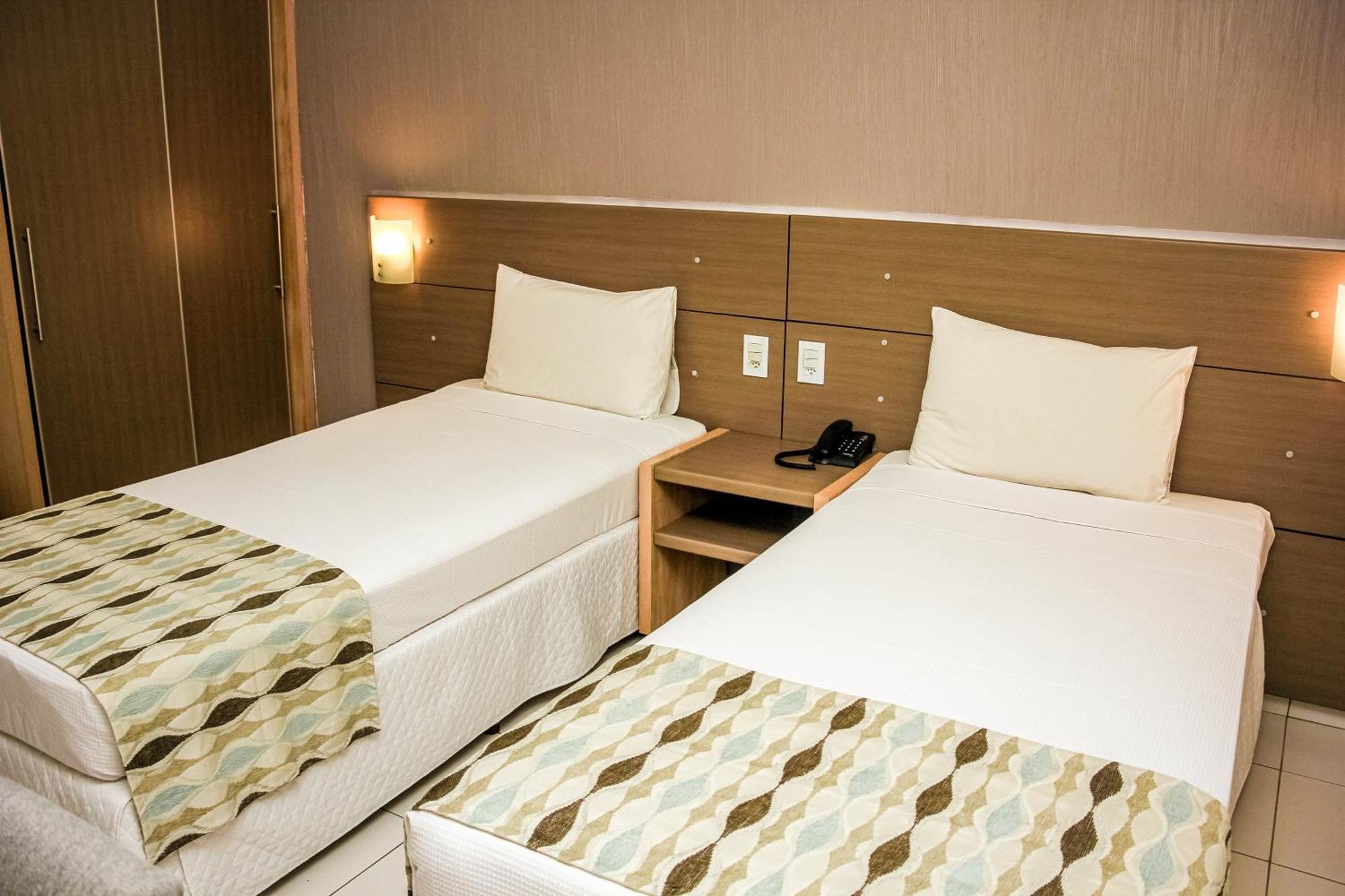 Stop Way Hotel Sao Luis Bagian luar foto