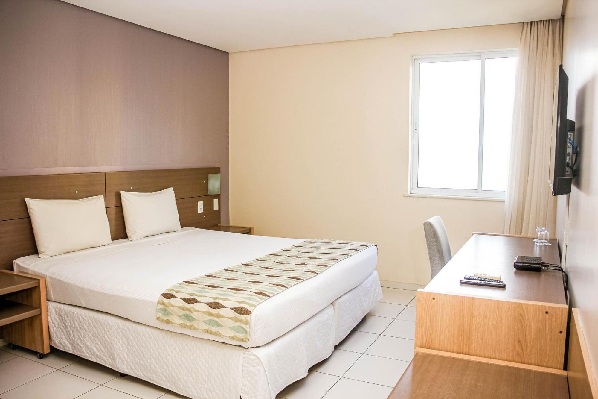 Stop Way Hotel Sao Luis Bagian luar foto