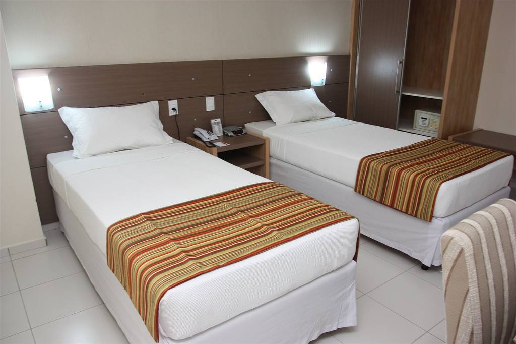 Stop Way Hotel Sao Luis Bagian luar foto